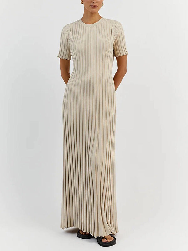 Short Sleeves Pleated Solid Color Tied Waist Round-Neck Maxi Dresses